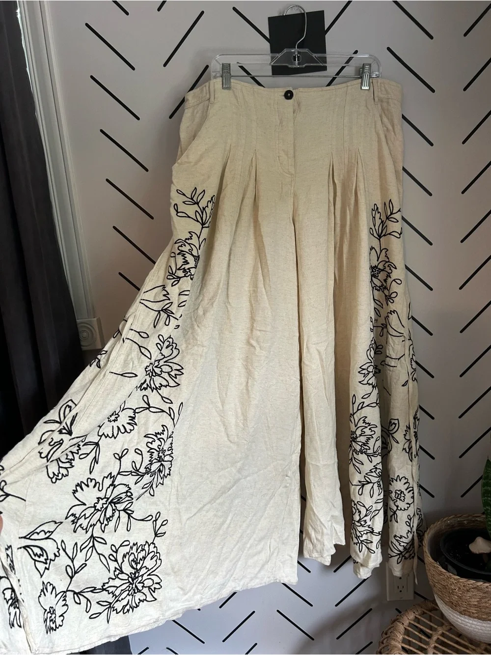 NWOT free people What You Know Embroidered Wide-Leg Pants - Picture 6 of 15